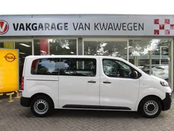 Wit Gebruikt 2021 Opel Vivaro Van | € 29.900