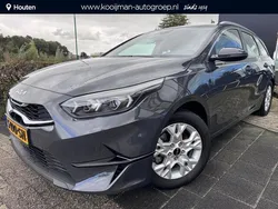 Grijs, metallic lak Gebruikt 2023 Kia Ceed Sportswagon Start Stationwagen | € 25.800 (Eerlijke prijs)