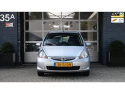 Grijs Gebruikt 2008 Honda Jazz LS Hatchback | € 3.450 (Iets duurder)