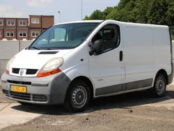 Grijs Gebruikt 2003 Renault Trafic Van | € 4.350 (Iets duurder)