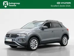 Grijs Gebruikt 2025 VW T-Roc Business SUV | € 37.450 (Eerlijke prijs)