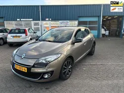 Bruin Gebruikt 2012 Renault Mégane III Bose Edition Hatchback | € 6.750 (Eerlijke prijs)