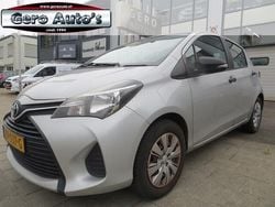 Grijs Gebruikt 2015 Toyota Yaris Comfort Hatchback | € 6.500 (Goede deal)