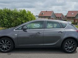 Grijs Gebruikt 2010 Opel Astra Sport Hatchback | € 4.950 (Iets duurder)