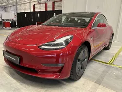 Rood Gebruikt 2019 Tesla Model 3 Long Range Sedan | € 24.700 (Eerlijke prijs)