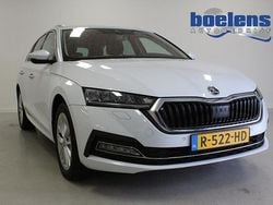 Wit Gebruikt 2022 Skoda Octavia Business Line Stationwagen | € 18.943 (Goede deal)