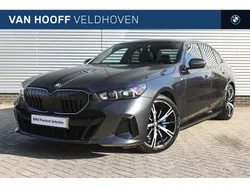 Grijs Gebruikt 2024 BMW 530e M Sport Sedan | € 72.950