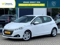 Wit Gebruikt 2019 Peugeot 208 Signature Sky Hatchback | € 9.940 (Eerlijke prijs)