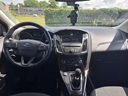 Grijs Gebruikt 2016 Ford Focus Titanium Stationwagen | € 4.995 (Eerlijke prijs)