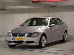 Zilver Gebruikt 2005 BMW 330 Executive Sedan | € 6.950 (Goede deal)