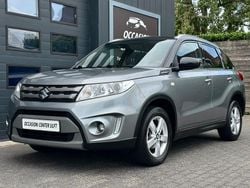 Grijs Gebruikt 2016 Suzuki Vitara SUV | € 15.950 (Eerlijke prijs)
