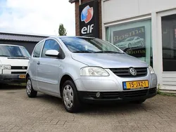 Grijs Gebruikt 2009 VW Fox Trendline Hatchback | € 988 (Goede deal)