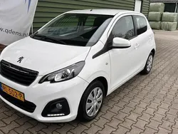 Wit Gebruikt 2017 Peugeot 108 Active Hatchback | € 4.795 (Eerlijke prijs)