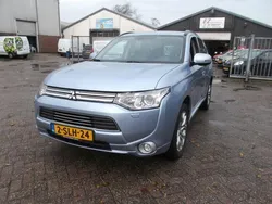 Blauw Gebruikt 2013 Mitsubishi Outlander Instyle SUV | € 13.450 (Eerlijke prijs)
