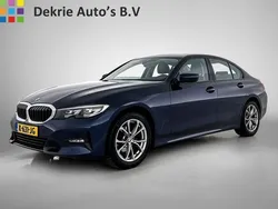 Blauw Gebruikt 2021 BMW 318 Executive Sedan | € 19.990 (Super prijs)