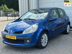 Blauw Gebruikt 2009 Renault Clio II Collection Hatchback | € 1.995 (Goede deal)