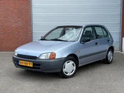 Grijs Gebruikt 1997 Toyota Starlet Hatchback | € 3.799 (Duur)