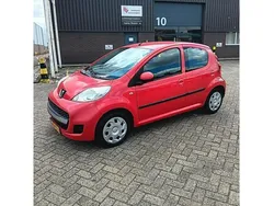 Rood Gebruikt 2010 Peugeot 107 Hatchback | € 1.675 (Super prijs)