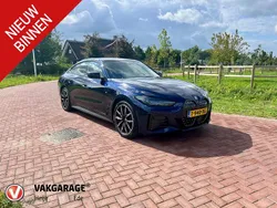 Blauw Gebruikt 2023 BMW i4 Basis Sedan | € 45.490 (Eerlijke prijs)