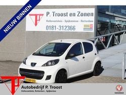 Wit Gebruikt 2011 Peugeot 107 Sportium Hatchback | € 3.250 (Iets duurder)