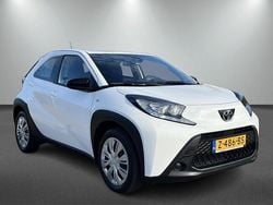 Wit Gebruikt 2024 Toyota Aygo Edition Hatchback | € 17.601 (Eerlijke prijs)