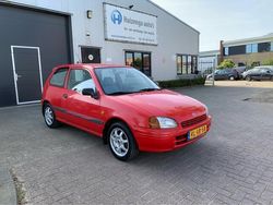 Rood Gebruikt 1997 Toyota Starlet Hatchback | € 1.250 (Eerlijke prijs)