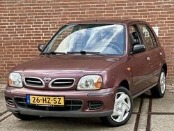 Rood Gebruikt 2002 Nissan Micra Comfort Hatchback | € 2.750 (Duur)
