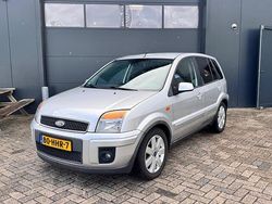 Grijs Gebruikt 2008 Ford Fusion Futura MPV | € 2.450 (Goede deal)