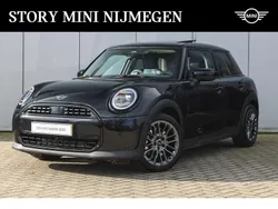 Zwart Gebruikt 2024 Mini Cooper Classic Hatchback | € 35.450