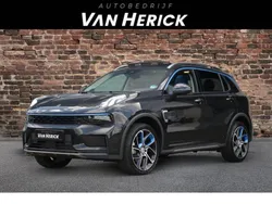 Zwart Gebruikt 2022 Lynk & Co 01 SUV | € 23.745 (Goede deal)