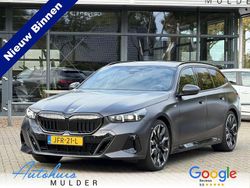 Grijs Gebruikt 2025 BMW 540 Basis Stationwagen | € 99.540
