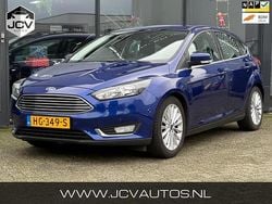 Blauw Gebruikt 2015 Ford Focus Titanium Hatchback | € 6.488 (Goede deal)