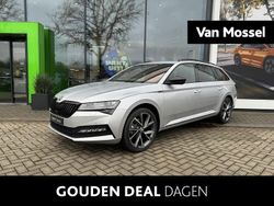 Zilver, metallic lak Gebruikt 2023 Skoda Superb Business Line Stationwagen | € 39.900 (Duur)