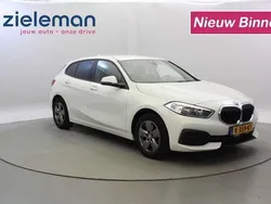 Wit Gebruikt 2021 BMW 118 Hatchback | € 19.845 (Super prijs)