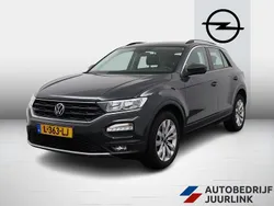 Grijs Gebruikt 2021 VW T-Roc Style SUV | € 18.999 (Eerlijke prijs)