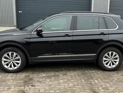 Zwart Gebruikt 2019 VW Tiguan Comfortline SUV | € 23.750 (Eerlijke prijs)