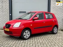 Rood Gebruikt 2007 Kia Picanto Light Hatchback | € 1.100 (Eerlijke prijs)