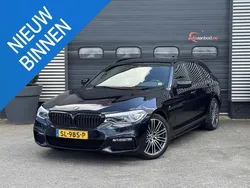 Zwart Gebruikt 2018 BMW 520 Executive Stationwagen | € 19.890 (Eerlijke prijs)