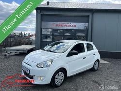 Wit Gebruikt 2015 Mitsubishi Space Star Hatchback | € 4.750 (Eerlijke prijs)
