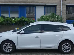 Wit Gebruikt 2013 Renault Mégane GrandTour Expression Stationwagen | € 4.950 (Eerlijke prijs)
