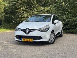 Wit Gebruikt 2015 Renault Clio GrandTour Expression Stationwagen | € 3.950 (Eerlijke prijs)