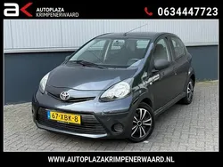 Grijs Gebruikt 2012 Toyota Aygo Hatchback | € 3.950 (Goede deal)