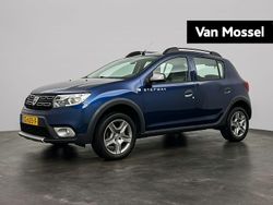 Blauw Gebruikt 2019 Dacia Sandero Stepway Hatchback | € 11.495 (Eerlijke prijs)