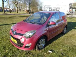 Paars, metallic lak Gebruikt 2012 Renault Twingo Hatchback | € 4.250 (Goede deal)