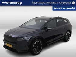 Zwart Gebruikt 2021 Skoda Enyaq iV SportLine SUV | € 28.450 (Eerlijke prijs)