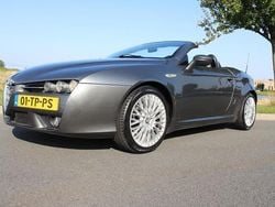 Grijs Gebruikt 2007 Alfa Romeo Spider Cabriolet | € 7.975 (Super prijs)