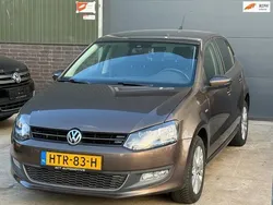 Bruin Gebruikt 2013 VW Polo Edition Hatchback | € 7.450 (Eerlijke prijs)