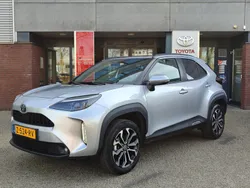 Grijs Gebruikt 2024 Toyota Yaris Cross Edition SUV | € 29.999 (Eerlijke prijs)