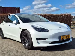 Wit Gebruikt 2021 Tesla Model 3 Performance Sedan | € 35.500 (Duur)