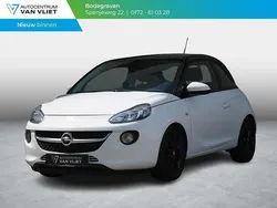 Gaz :summit white s Gebruikt 2016 Opel Adam Unlimited Hatchback | € 8.900 (Eerlijke prijs)